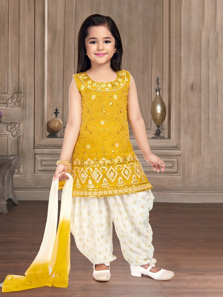 No.1 Wholesale Readymade Dealer in Calicut Kakkas Garments Product Page Men Patiyala image