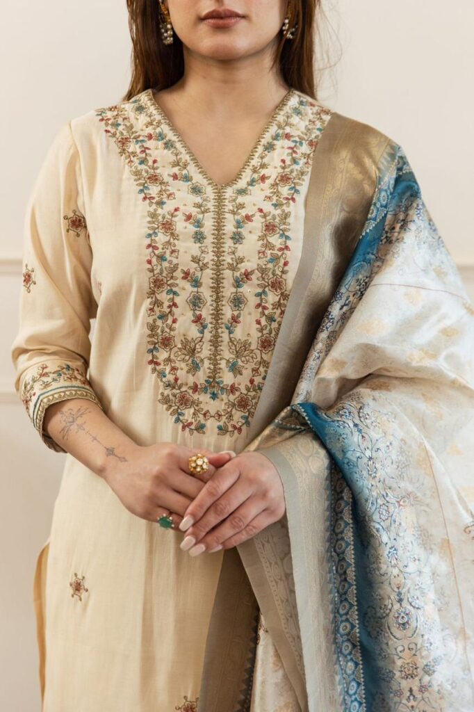 No.1 Wholesale Readymade Dealer in Calicut Kakkas Garments Churidar Page Image